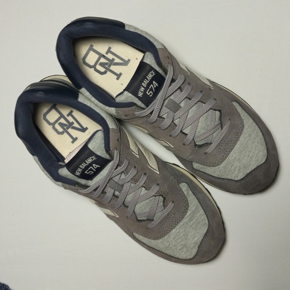 Men's 574 New Balance Core/Lifestyle Sneaker 👟